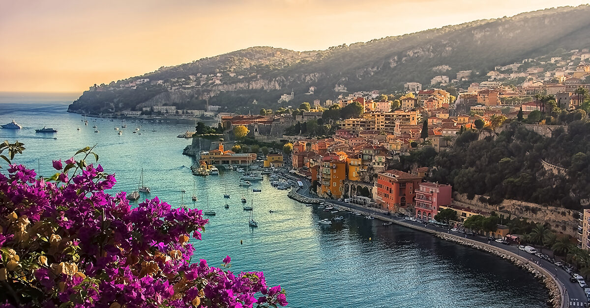 Shipping to France: General Conditions & Providers in Comparison